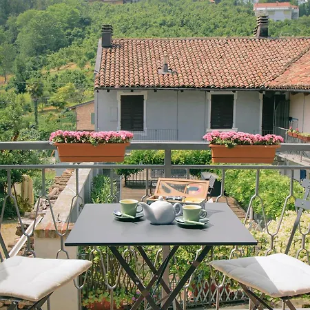 La Rosa Nel Borgo - Con Balcone E Garage * La Morra